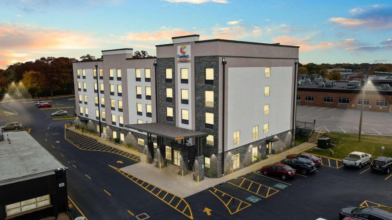Hotel Comfort St Louis - Sunset Hills 3*